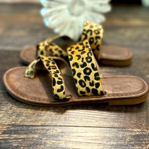 Cheetah print flat sandals